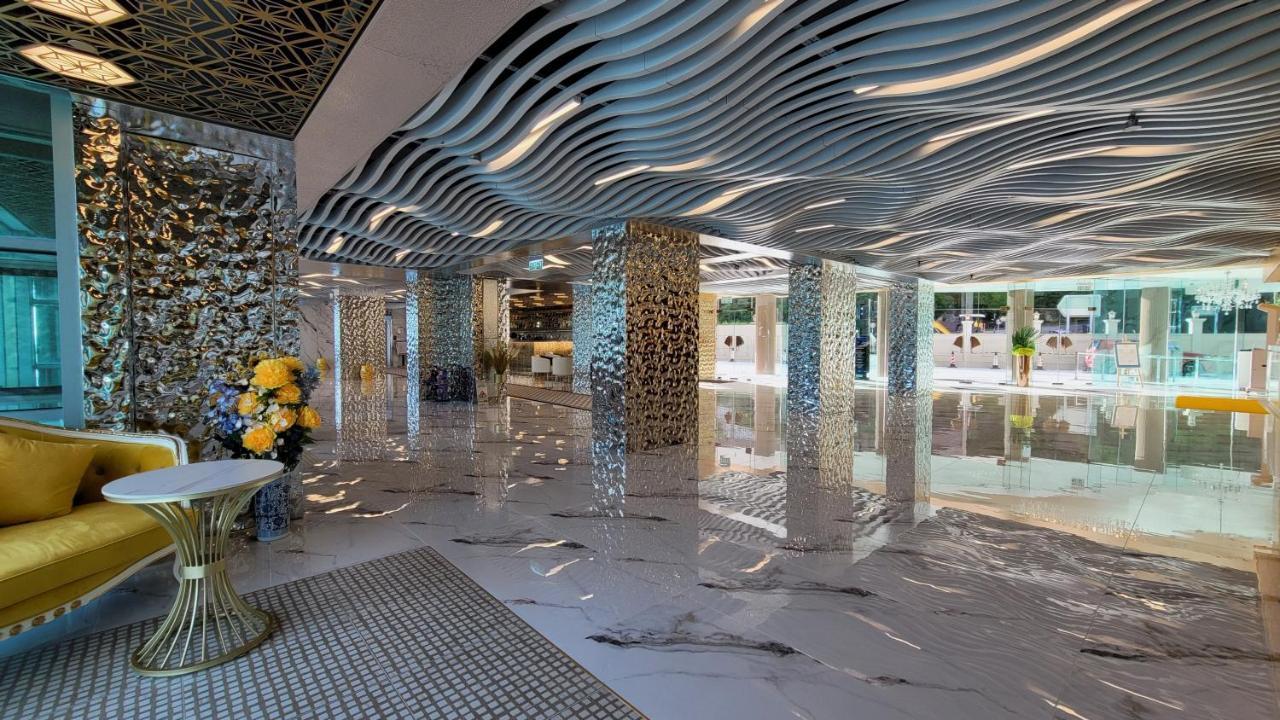 Grand Bay View Hotel Hongkong Buitenkant foto